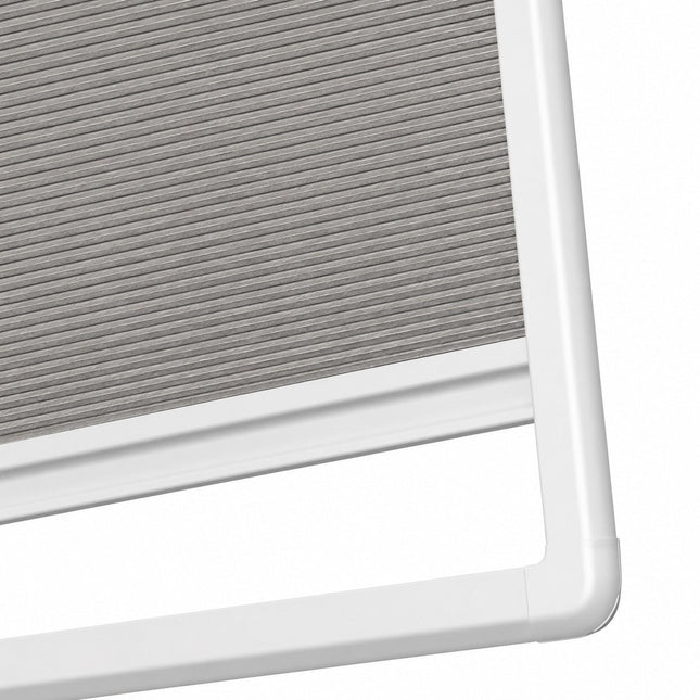 Plisse gordijn zonder boren - Magneet frame | Verduisterend Lichtgrijs | Op maat