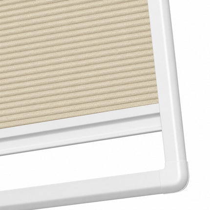 Plisse gordijn zonder boren - Magneet frame | Verduisterend Lichtbruin | Op maat